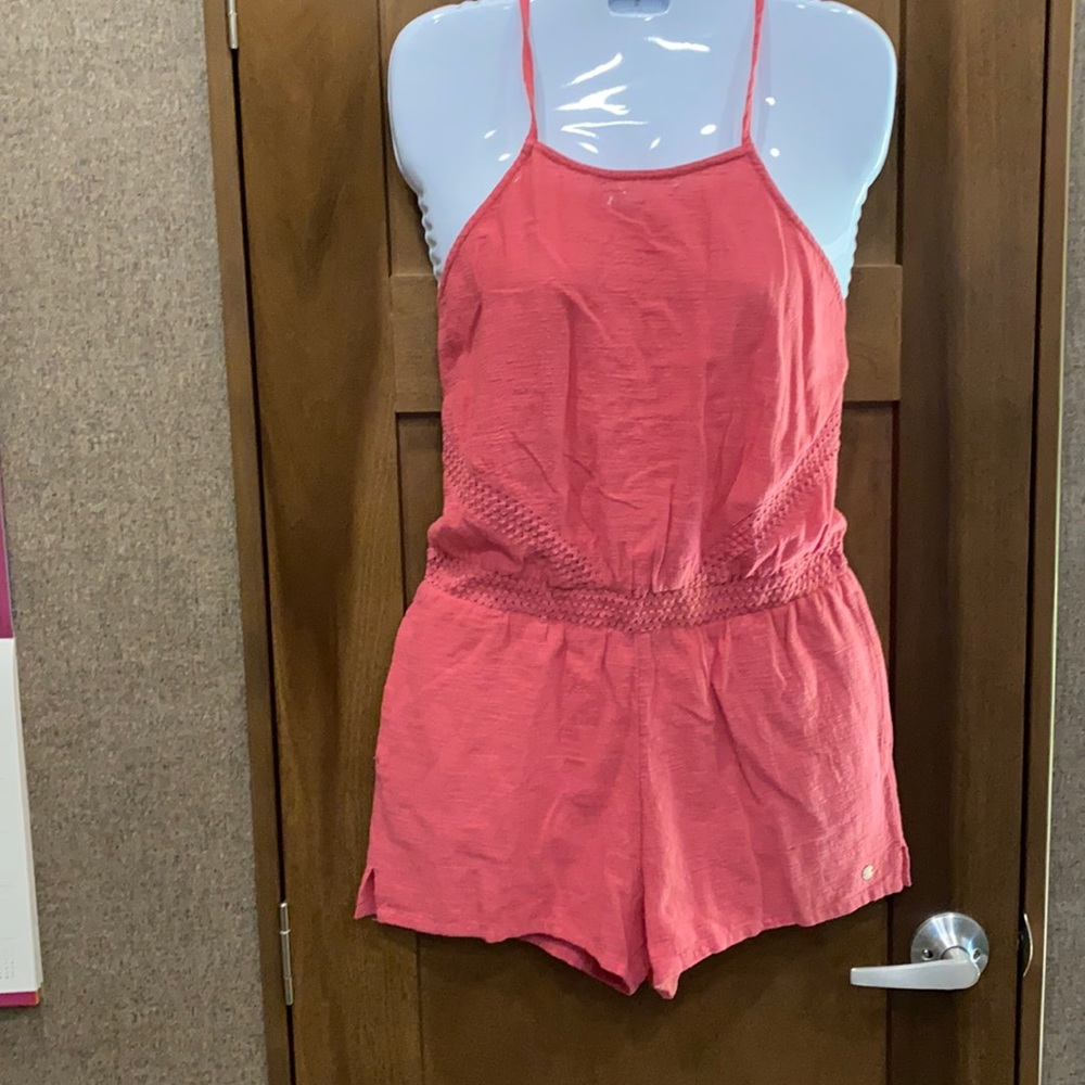 Women’s XS Romper, spaghetti strap tie back